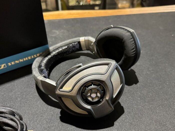 [USED] SENNHEISER HD700