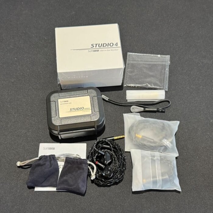 [USED] SOFTEAR STUDIO 4
