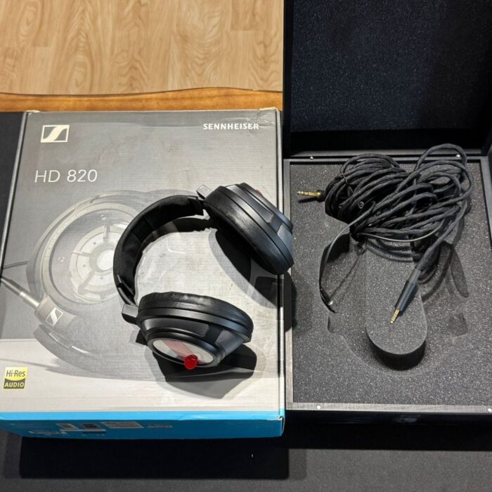 [USED] Sennheiser HD820