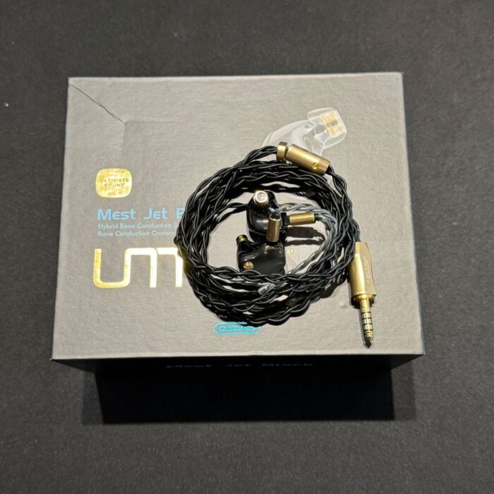 [USED] Unique Melody Mest Jet Black